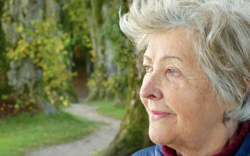 How to care for dry skin in older adults
